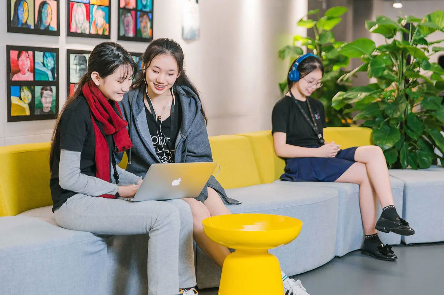 A COMMUNITY OF LEARNERS